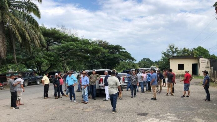 Ganaderos de Colón prohibición de armas