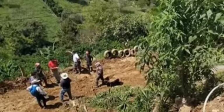 Pobladores reportan derrumbes en San Nicolás, Copán