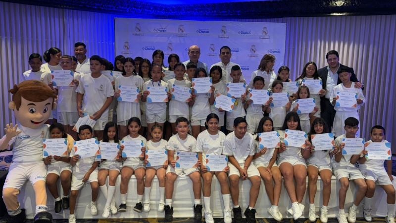 Finaliza exitosa temporada en Escuela Sociodeportiva “Formando Campeones”