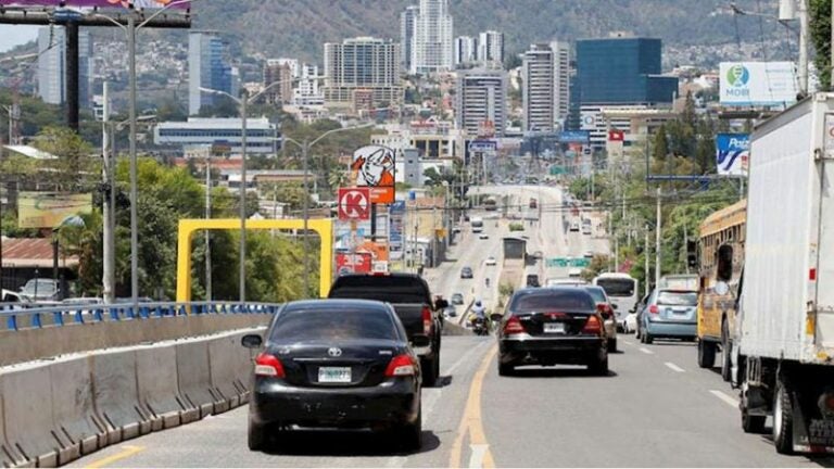 Paso Kennedy cerrado domingo