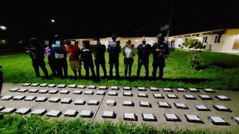 Incautan kilos cocaína Tela