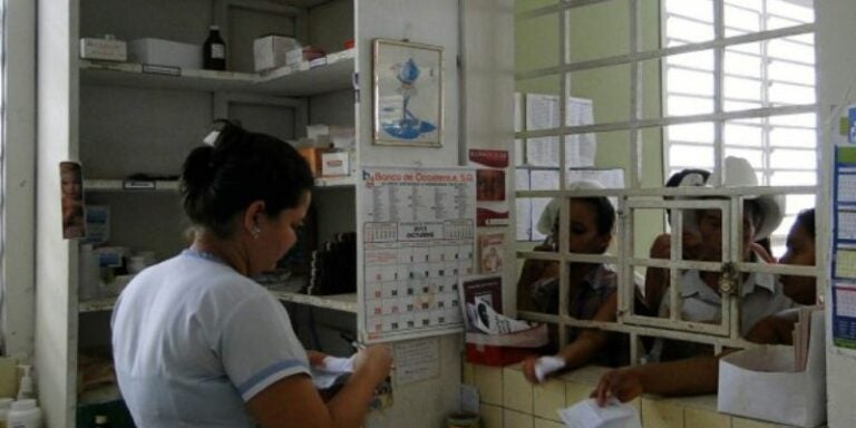 ASJ: Un 21 % de pacientes reciben medicamentos incompletos