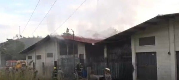 Incendio mercado Valle de Amarateca