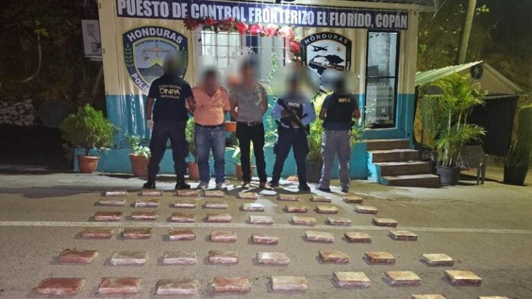 Támara nicaragüenses capturados cocaína