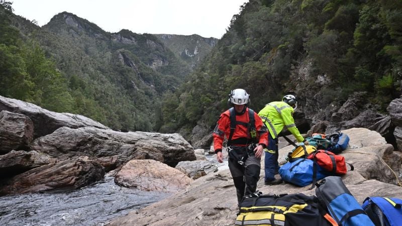 Rescate de hombre terminó con la amputación de una pierna en Tasmania