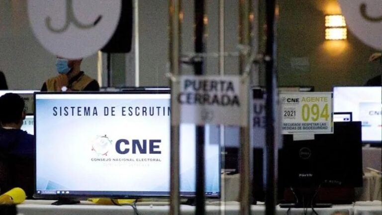 CNE adjudica a la empresa venezolana Smartmatic el TREP para las elecciones primarias