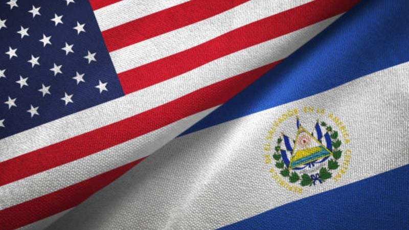 USA baja el nivel de alerta de viajes a El Salvador por reducción de homicidios