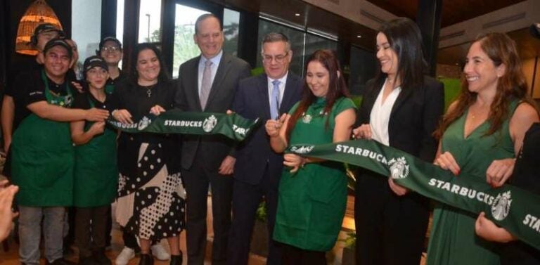 ¡Llegó Starbucks a Honduras! La franquicia abre su primera tienda en SPS