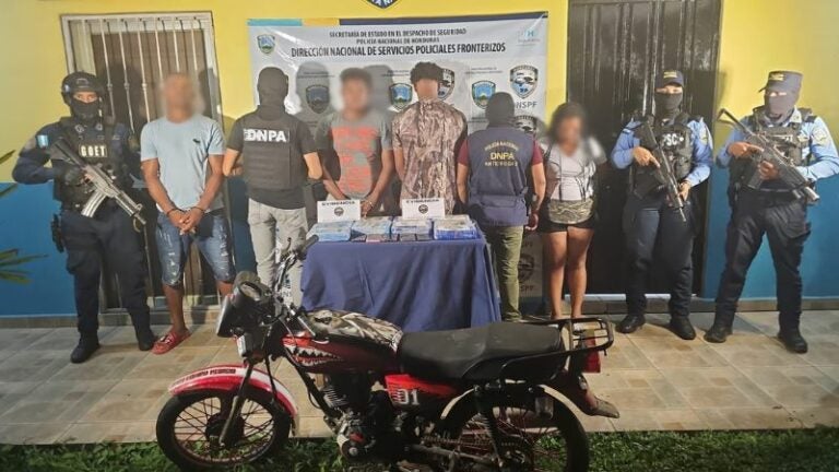 Incautan 10 kilos cocaína Colón