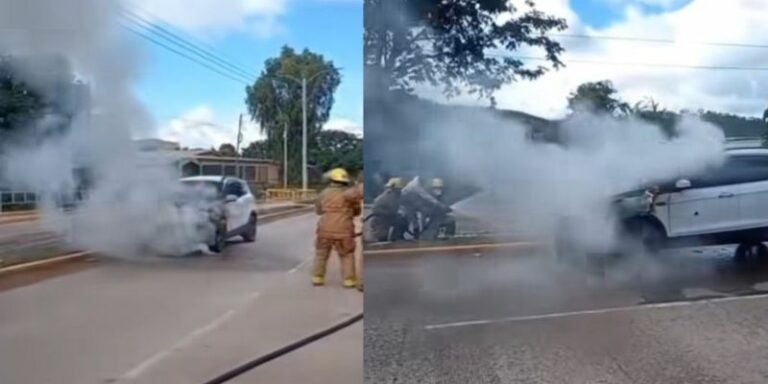 Vehículo se incendia en el bulevar de cuatro carriles en Talanga Francisco Morazán