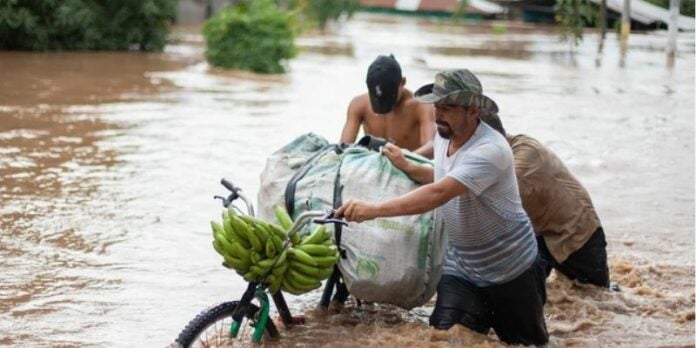 Crece la indignación por la pasividad de las autoridades en emergencias