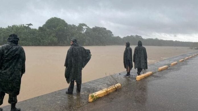 Lluvias dejan un muerto y daños en varios sectores de la zona norte