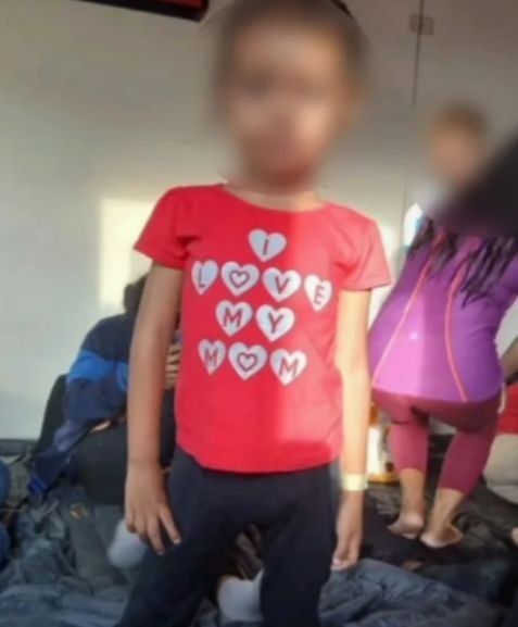 Policía de USA encuentra a menor hondureña y varios niños en frontera