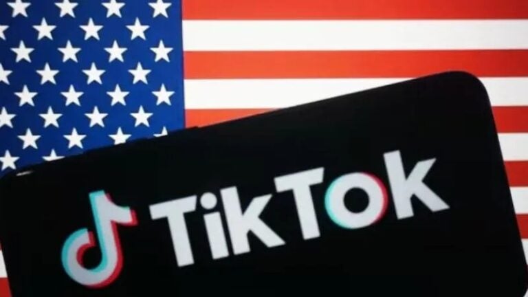 TikTok gana tiempo: Trump evalúa prolongar su presencia en USA