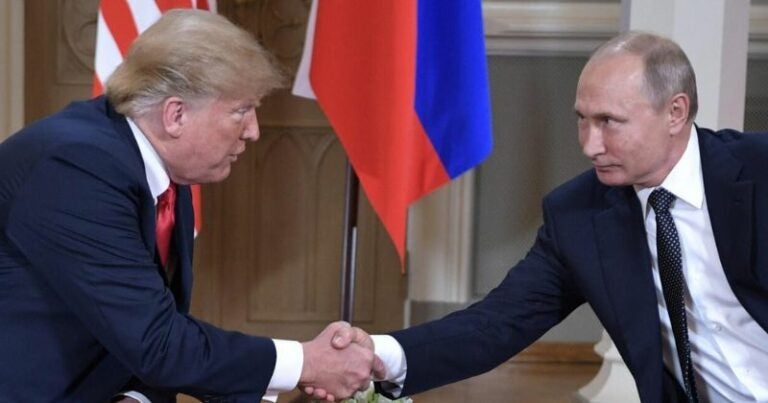 Trump revela solicitud urgente de reunión por parte de Putin