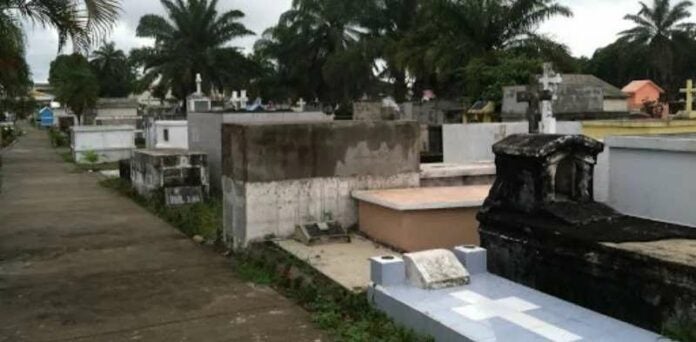 La Ceiba cementerio municipal