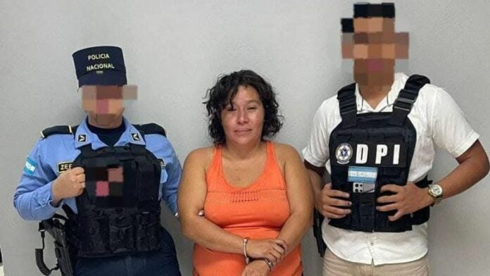 cárcel madre golpeó hijo