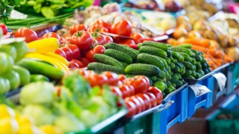 El costo de las verduras se dispara en temporada navideña