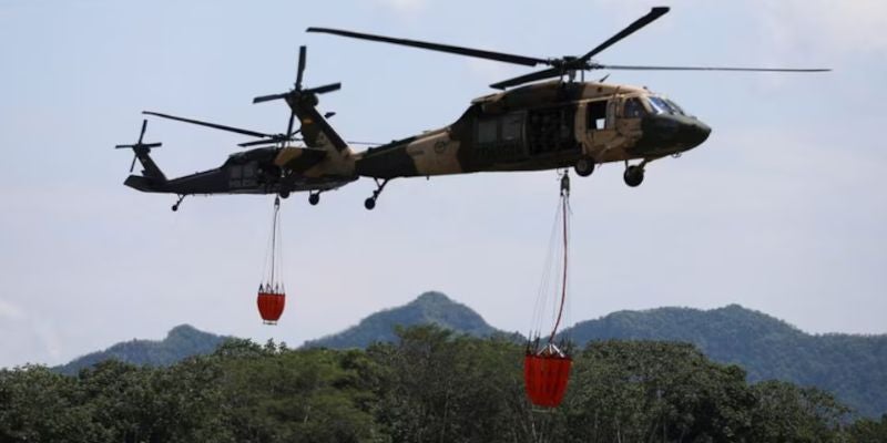 EE. UU. ordena a Colombia suspender operaciones de 22 helicópteros Black Hawk