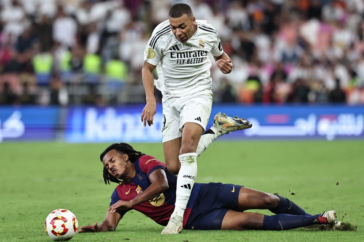 Imparable Barcelona golea al Real Madrid en la final de la Supercopa