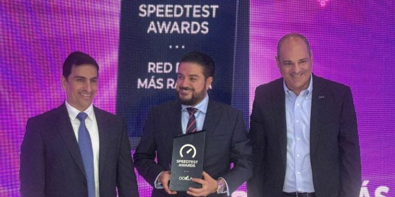 Cable Color recibe premio de firma internacional por tener la red fija más rápida de Honduras