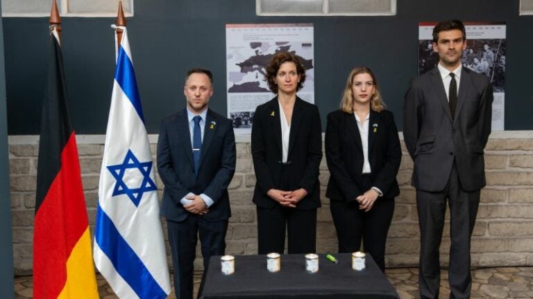 Dia del holocausto Embajda de Israel