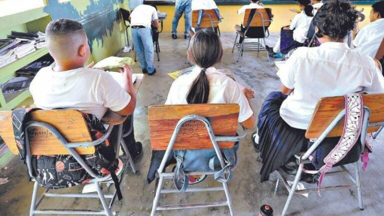 Estudiantes de Francisco Morazán repetirán el año escolar