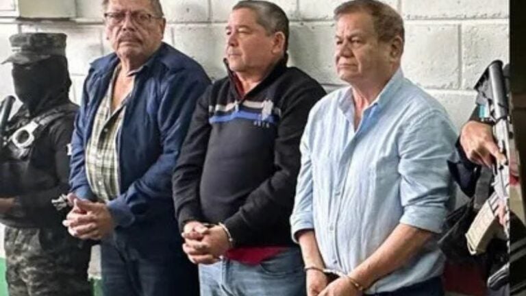 "El responsable soy yo": Coronel Muñoz garantiza seguridad de los exjefes de FFAA