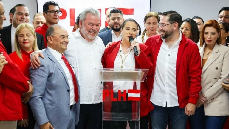 Fabiola Abudoj se une al movimiento "Juntos por el Cambio" de Jorge Cálix