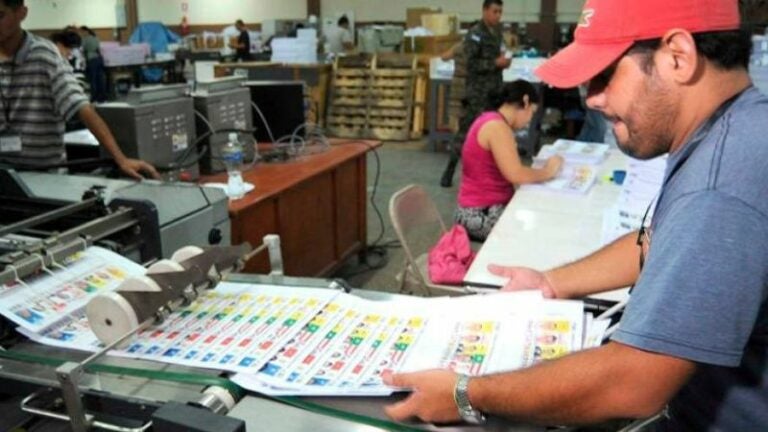 ¿Es legal? La polémica participación de ENAG en la licitación de papeletas electorales