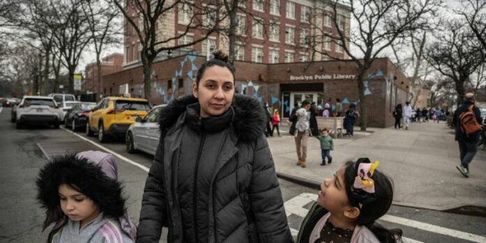 Familias Inmigrantes temen redadas en Nueva York y retiran a sus hijos de las escuelas