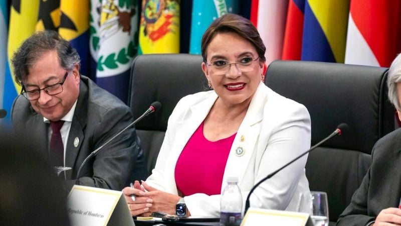 Honduras cancela cumbre de la CELAC
