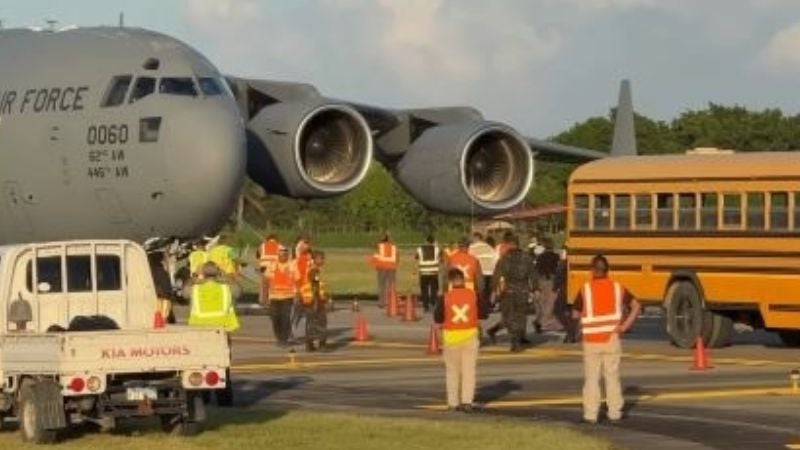 Vuelo con Migrantes (2)