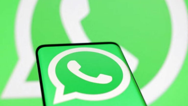 La CIA puede espiar los mensajes de WhatsApp, confirma Mark Zuckerberg