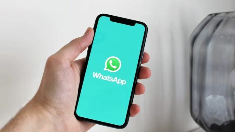 Hazte invisible en WhatsApp: así puedes activar el modo oculto