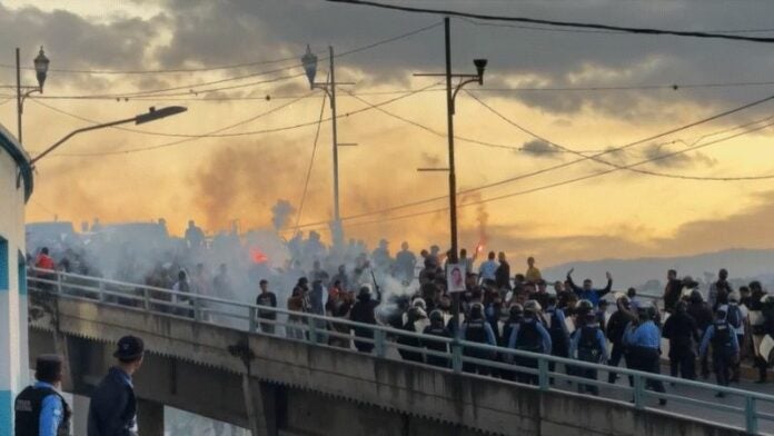 Barristas se enfrentan previo al clásico