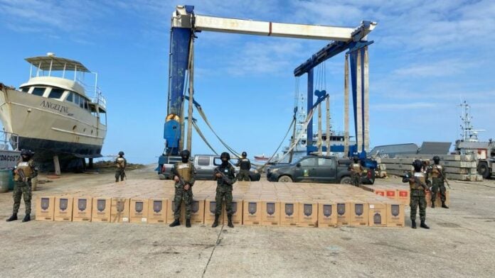 Embarcación cigarrillos Puerto Cortés