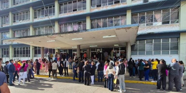 Empleados por contrato del Hospital Escuela recibirán su pago en tres meses