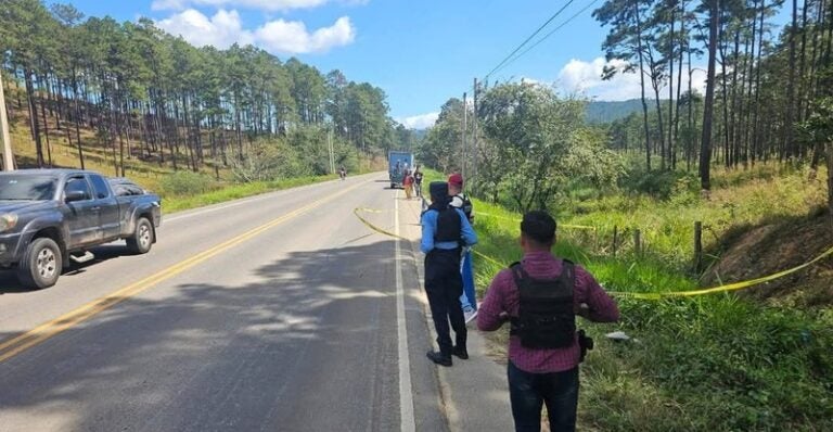 Hallan osamenta humana cerca de carretera en Guaimaca