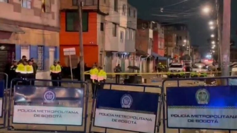 Un muerto y siete heridos tras explosión de granada en Bogotá, Colombia