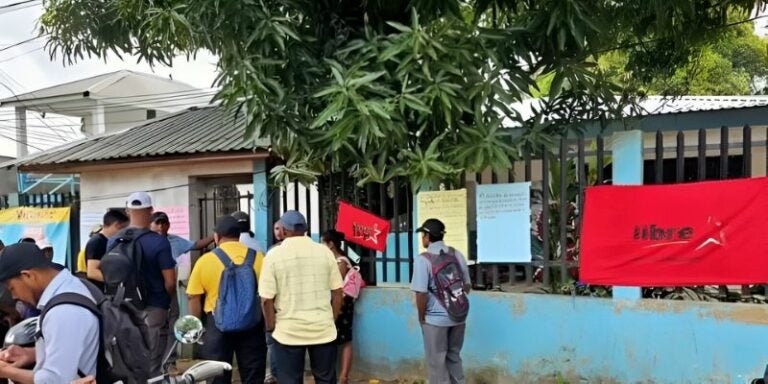 Más de 15 días cerrada Región de Salud en Puerto Lempira por colectivos de Libre