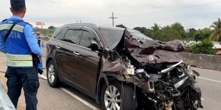 Trágico final para conductor en Santa Cruz de Yojoa; acompañante sobrevivió