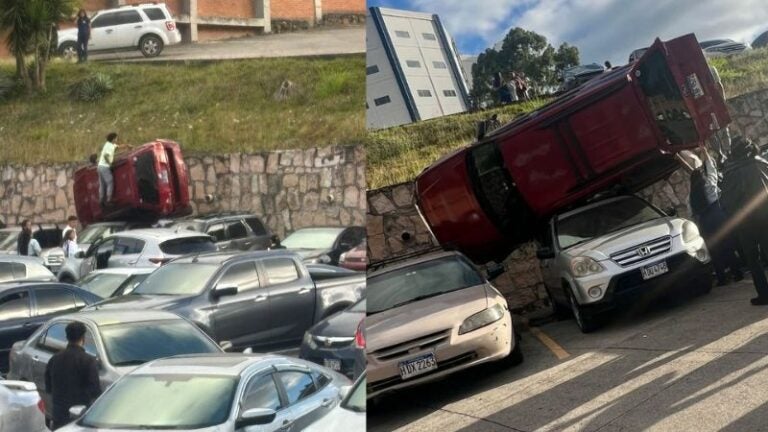 Estudiante hondureño intenta estacionarse en universidad y cae sobre otros carros