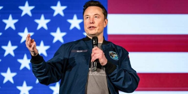 Musk propone reducir costo de medicamentos para adelgazar en USA