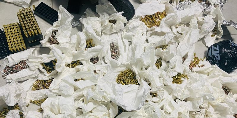 Policía Nacional y Aduanas incautan armas y municiones procedentes de USA