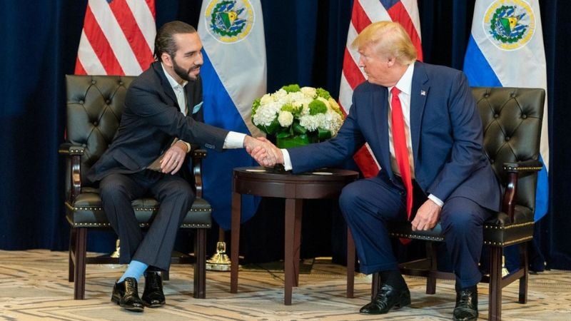 Bukele será recibido por Trump en abril, según la Presidencia de El Salvador