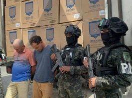 Hombres cigarros contrabando Choloma
