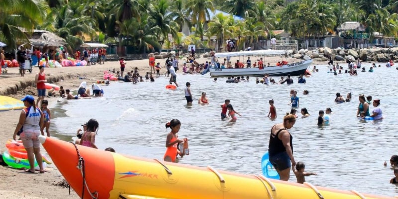 FERIADO