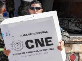 Fuerzas Armadas aseguran que el CNE entregó maletas electorales sin organización
