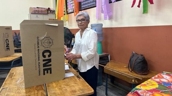 Mamá de JOH Elecciones